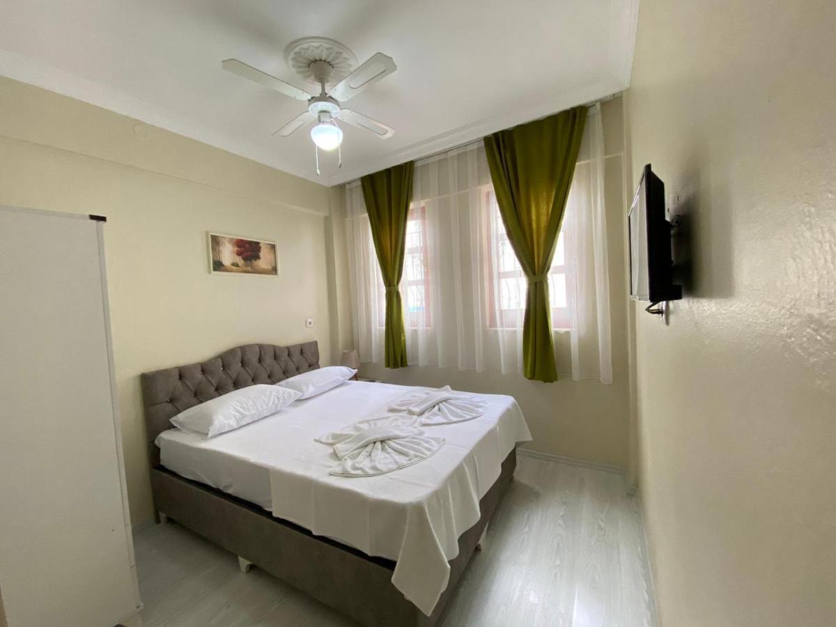 Duesseldorf Pansiyon Kusadasi Aidim Exterior foto