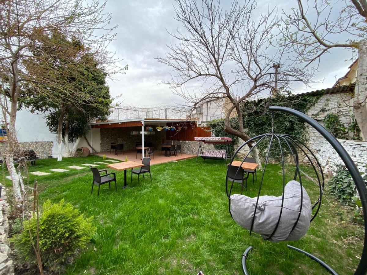 Duesseldorf Pansiyon Kusadasi Aidim Exterior foto