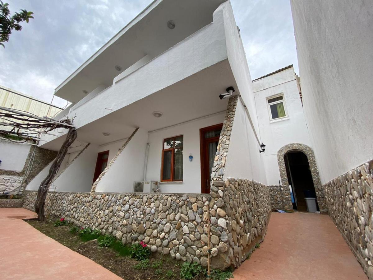Duesseldorf Pansiyon Kusadasi Aidim Exterior foto