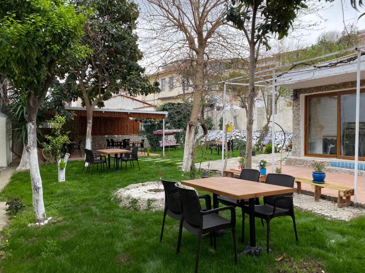 Duesseldorf Pansiyon Kusadasi Aidim Exterior foto